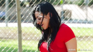 Audrey Bitoni hit the field for a little batting practice