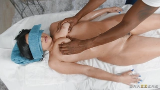 Mona Azar gets massaged by Isiah Maxwell