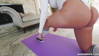 Harley Jade wearing skintight leotard, wiggles her thick booty hypnotically