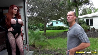 Veronica Vain unleashes her melons, standing in the back of moving truck