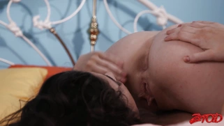Haley Reed sat on Victoria Voxxx' face and got her holes licked