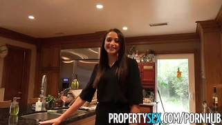Real estate agent fucks client for first time Sales