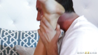 Nikki Benz and Devon fucking one hard dick in threesome