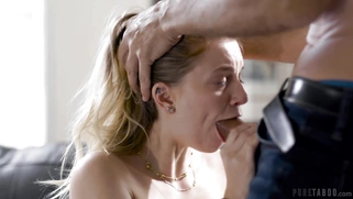 Blonde Riley Star is sucking Steve Holmes' cock