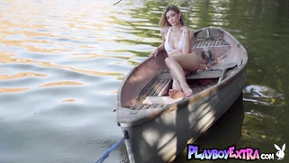 Classy Russian MILF poses nude on a boat