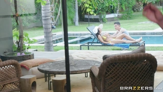 Lisa Ann gets her big tits worshipped by the pool