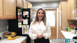 Blonde Real Estate Agent With Big Natural Tits Makes Sex Tape With Client