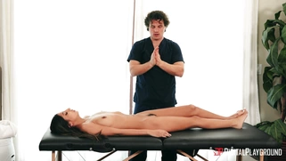 Gianna Dior gets massaged by Robby Echo