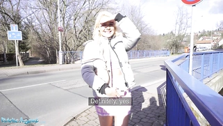 Foreigner Gina Varney licks the dick of a Czech man