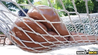 Jordyn Falls shows off her amazing big ass outdoors