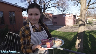 Asian Babe Luna Truelove Offers Her Cream Cakes for a Creampie