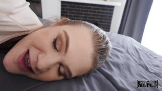 Chloe Rose got sperm on her asshole after doggystyle fucking