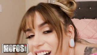 Petite Pamela Morrison Sucks and Fucks Alex Legend