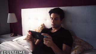 Quarantine Sex with My Gamer Boyfriend