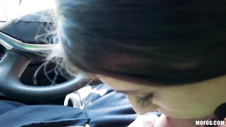 Kharlie Stone gives nice blowjob in the car