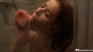 Incredible solo performance by a kinky redhead.