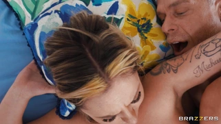 Busty Gypsy Rose got her pussy slammed in spoon