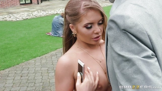 Alessandra Jane seduces the living statue Danny D outdoors