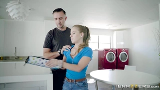 Lilly Ford wants to fuck her mom's boyfriend