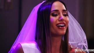 Scarlit S. gives nice blowjob to Scott Nails
