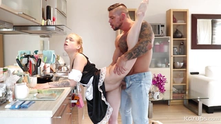 Alexa Flexy gets her pussy banged standing