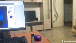 I stopped working to fuck her pussy