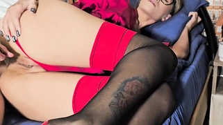 Sexy Stepmom Reading Book Gets Anal Fucked Hard