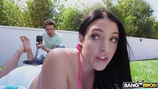 Treasure's hunter Markus found the butt plug in Angela White's ass