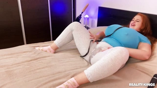 Huge titted Yola Filmes is playing with her pussy