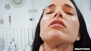 Claudia Bavel gets her pussy slammed in spoon