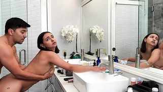Big Natural Tits Stepsister Fucked While Doing Her Makeup