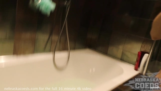 Roxy Bathtub Solo